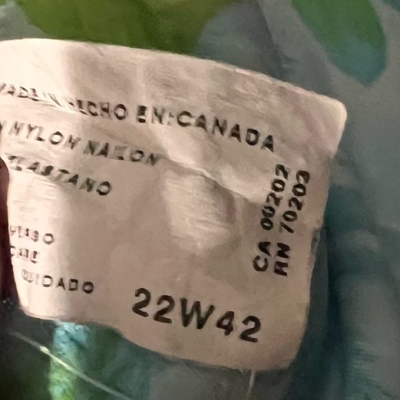 ♥️Plus Size Swimsuit - Picture 2 of 5